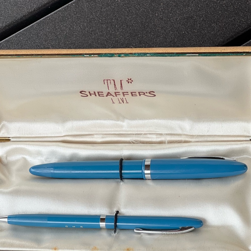 VINTAGE SHEAFFER’S PEN and PENCIL SET
